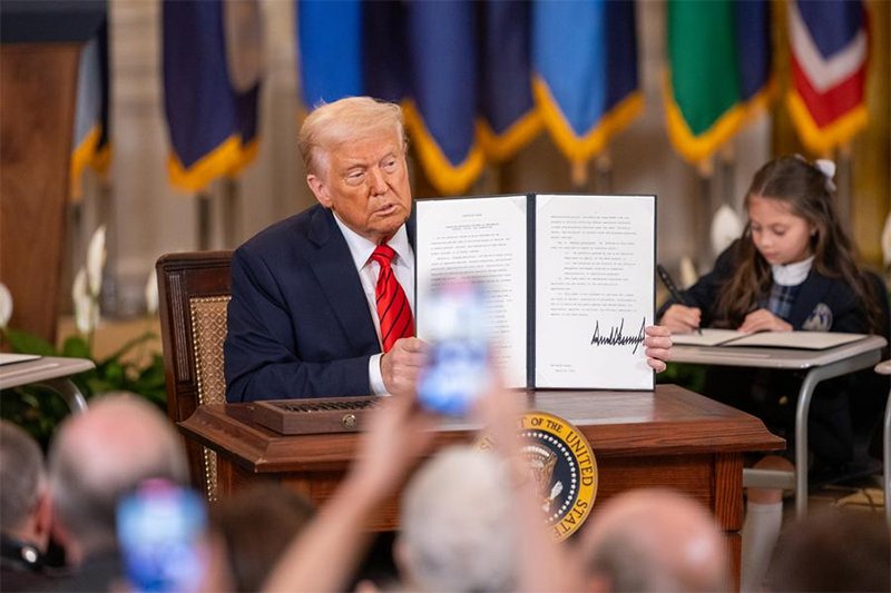 Presiden Trump Membubarkan Departemen Pendidikan AS: Langkah Berani atau Kontroversial?