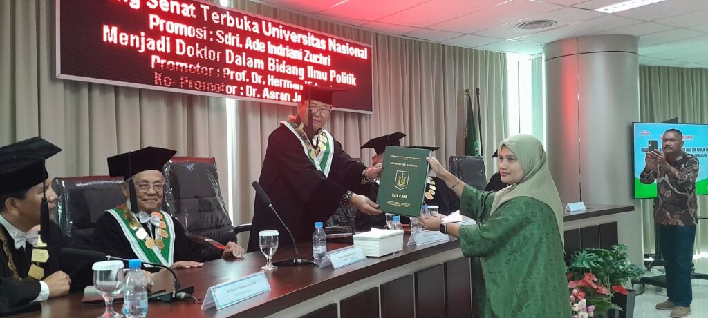 Bedah Politik Ekonomi Sagu: Ade Indriani Zuchri Raih Gelar Doktor di Universitas Nasional
