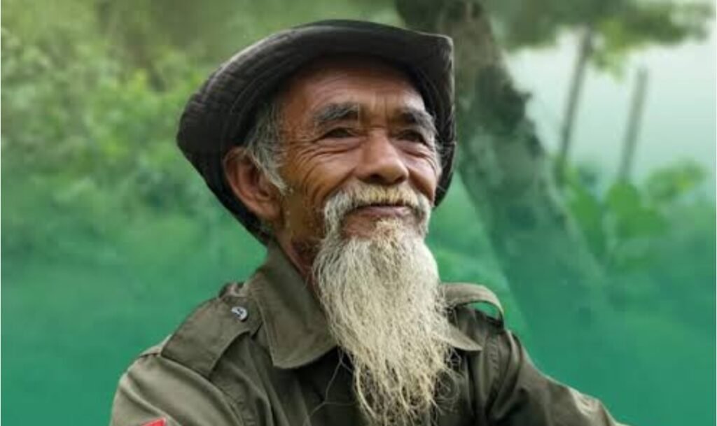 Sadiman: Menanam Air, Melawan Badai Cemoohan di Lereng Lawu