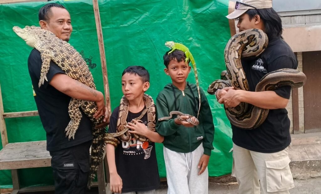 Edukasi Pelestarian Alam dan Penyuluhan Hukum  Kelompok Pecinta Alam dan Satwa